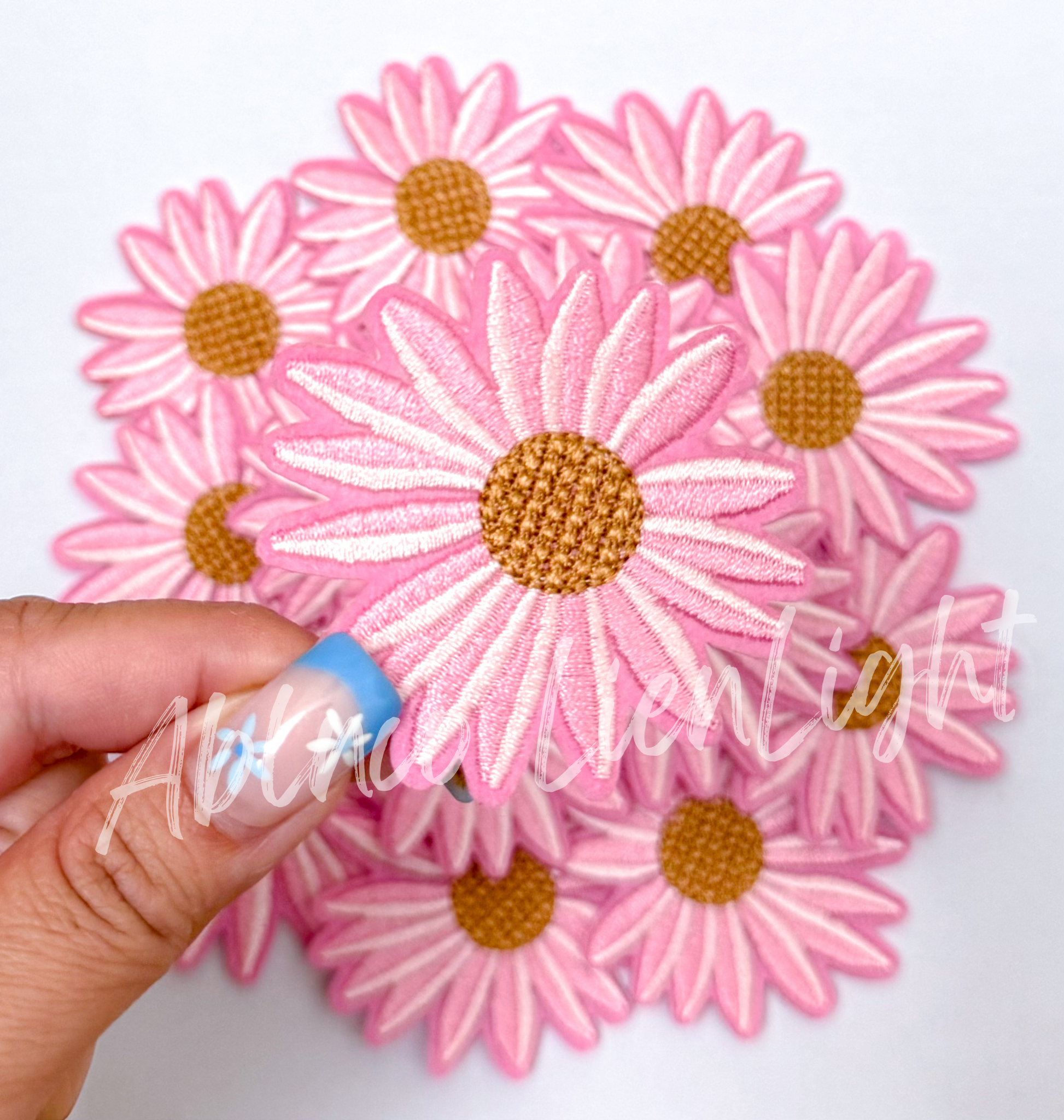 Pink daisy flower hat filler embroidery patch iron on