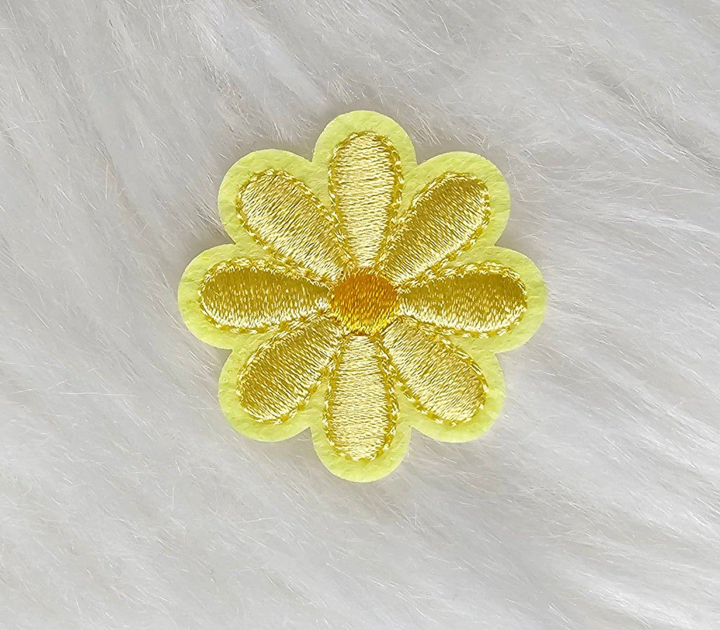 Daisy Small Flower Embroidery Iron On Patch