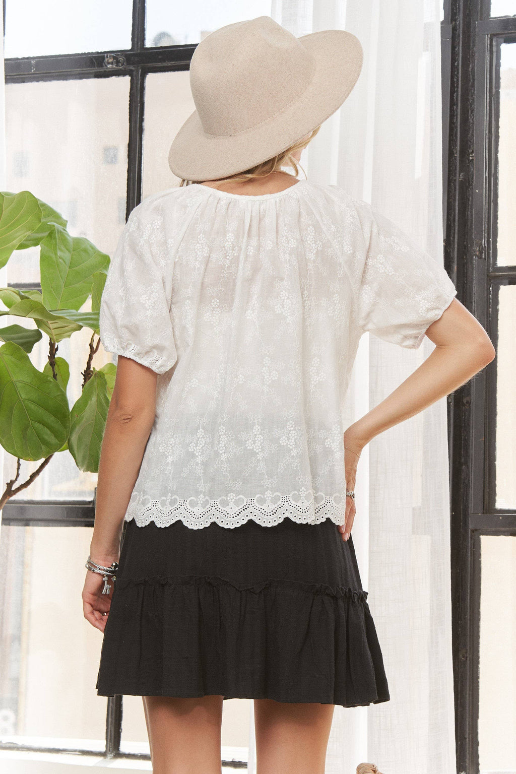 Short Sleeve Scallop Trim Top White